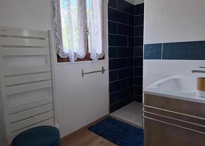 Les Du Castang 펜션 Valojoulx