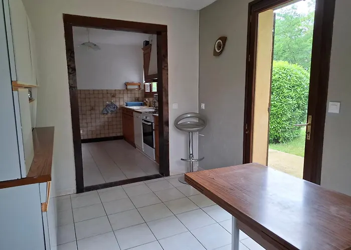 Les Du Castang 펜션 Valojoulx